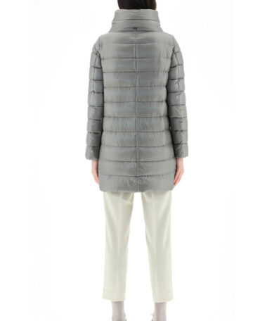 PI0505DIC_12017_9420_TRADE_BACK_WORN