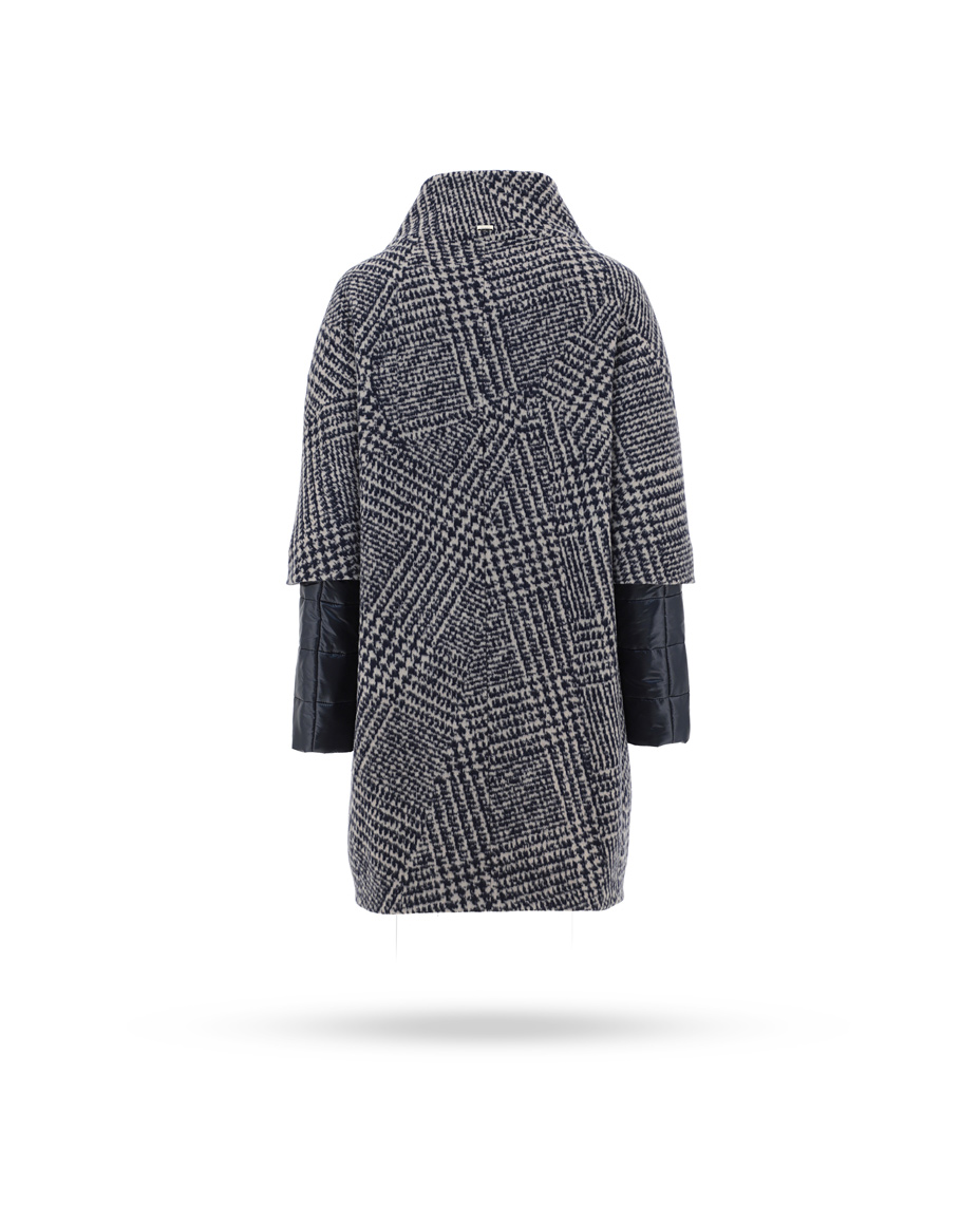 CA000447D_33361JR_9219_TRADE_BACK_GHOST CA000447D_33361JR_9219_TRADE_BACK_GHOST